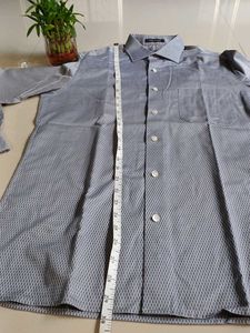 Men&#39;s Casual Shirt