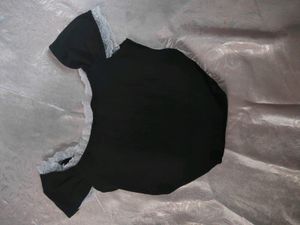 Black Corquette Top With Y2k Hearts Necklace 🖤🌼