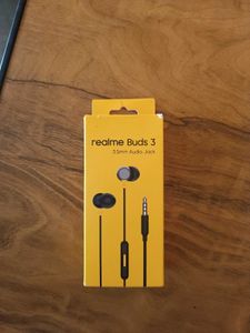 Realme Wired Earphones with Mic