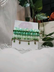 Green Beaded Bracelet Set