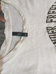 Wander Freely Graphic Tee