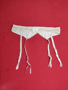 Garter Balt Size 36