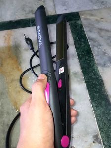 Nova Hair Straightener