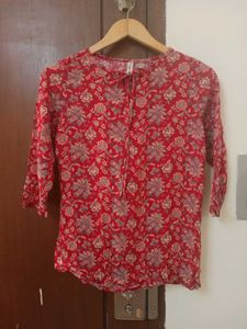 Cute Red Floral Print Top, Size-S