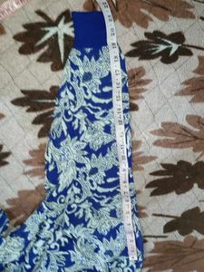 Sweater - Blue And While Printing Cozy &amp; Warm