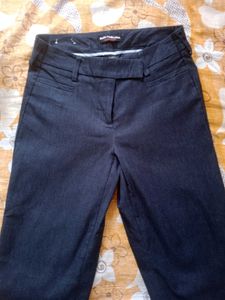 Charcoal Coloured Formal Pant 👖for Ladies