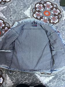 Stretchable Denim Jacket with Patches