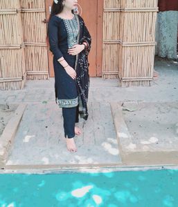Kurta ,trouser And Dupatta Set