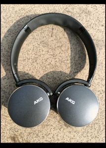 AKG Y500 Premium Wireless Headphones 🎧