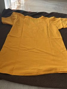 Yellow T-shirt for boy age 8 to 10
