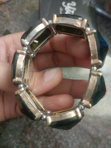 Black Beaded Stretch Bracelet