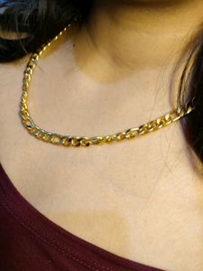 Gold Figaro Chain Necklace