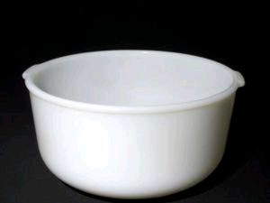Sauce Bowls with Spoons