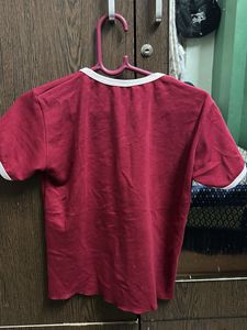 Stylish Red &amp; White Trimmed Tee