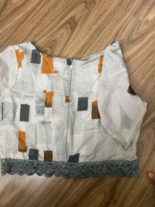 Stylish crop top with lace embellishment