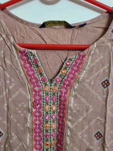 Embroidered Bhandani Kurta