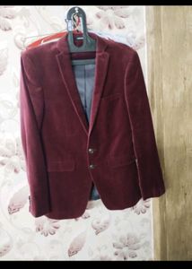 Handsome Men Wear Blazer(Park Avenue)