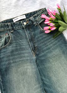 Bershka New Vintage Baggy Jeans (Unisex)