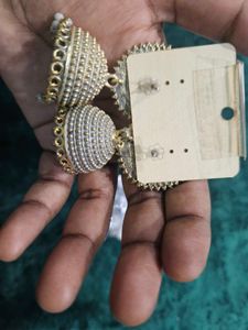2 Jhumkis