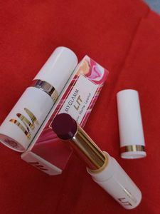 MYGLAMM LIT Lipstick