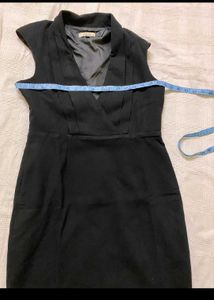 Laetia Black Dress