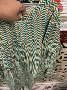 Patterned Top