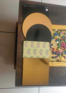 Cake base