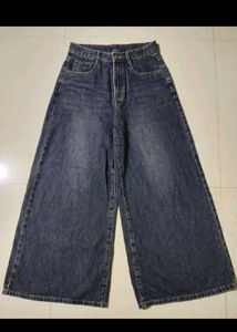 baggy jeans
