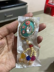 Decorative saree pin
