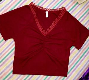 Stylish new ribbed crop top