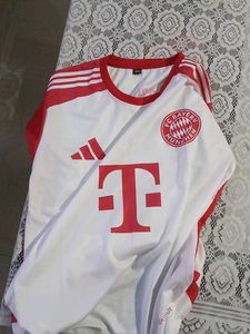 Its A Jersey Of Bayern Munchen If U Interested
