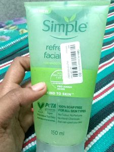 Simple Refreshing Facial Wash