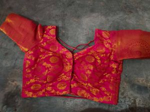 Elegant Woven Saree with backless blouse