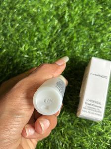 Mac Hyper Real Fresh Canvas Cleansing Oil
