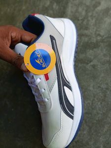 Glacier Running Shoe
