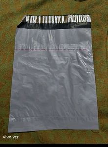 Brand New Set Of 5pcs Courier Bag With Pod Pouch