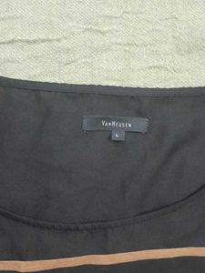 Van Heusen Top in New condition for sale.