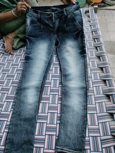 Men&#39;s Jeans