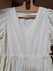 TIERED PUFF SLEEVE DRESS