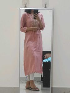 Melange Elegant Pink Embroidered Kurta