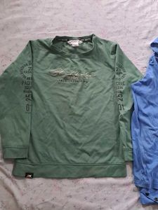 Sweatshirt And Hoodie Combo