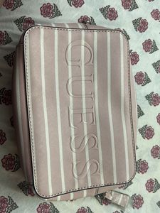 Guess Sling