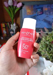 Dot &amp; Key Strawberry Dew Tinted Sunscreen