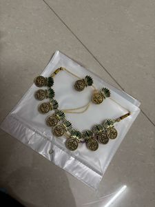 🆕 Green Jewellery Set