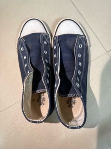 Roadster Canvas Sneakers