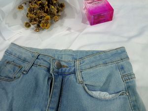 💙💙urbanic Skinny Jeans