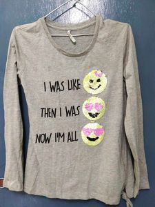 Changable Emoji Top🤭🤫