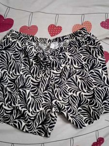 Patterned Black & White Shorts