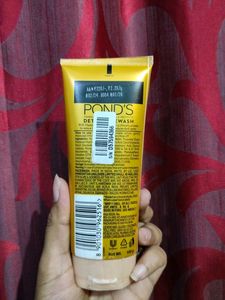 Ponds De Tan Facewash