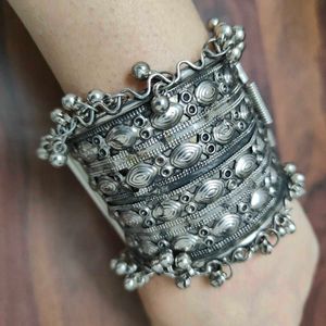 Silver Tone Bangle